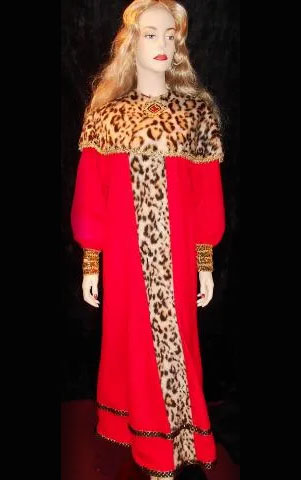 Leopard Medieval Queen